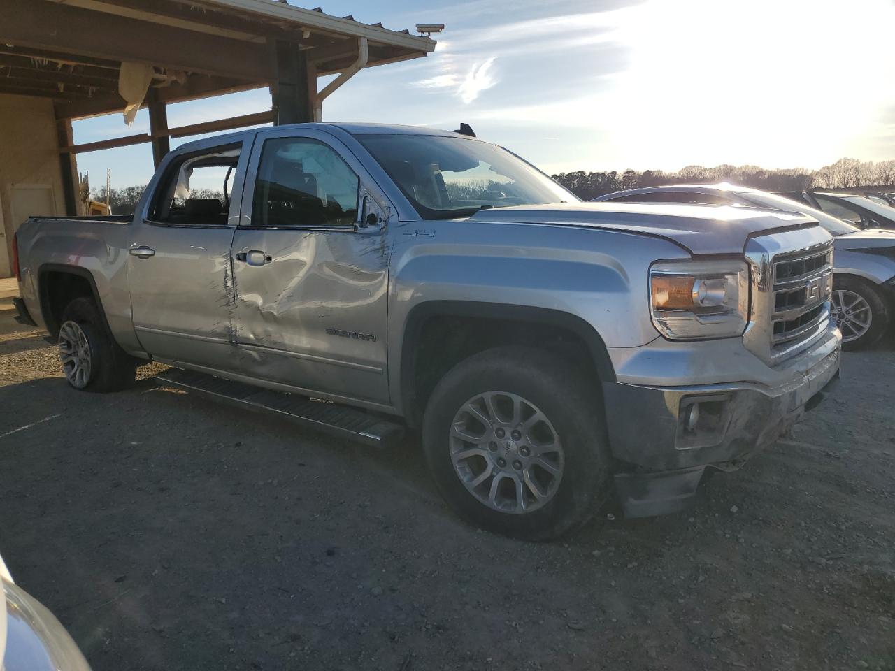 2015 GMC Sierra - Image 4
