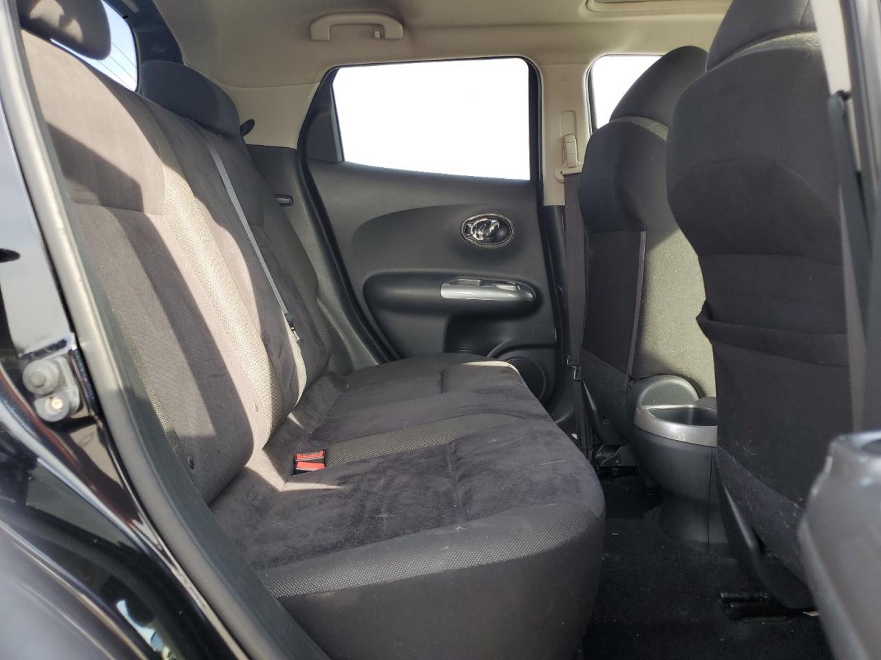 2011 Nissan Juke S VIN: JN8AF5MR1BT008929 Lot: 49882805