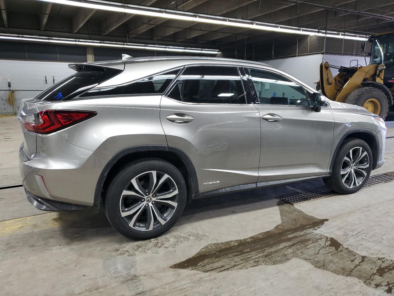 2019 Lexus RX - Image 3