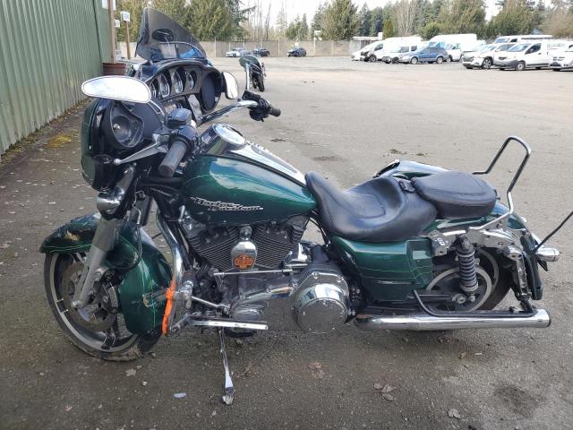  HARLEY-DAVIDSON FL 2015 Зелений