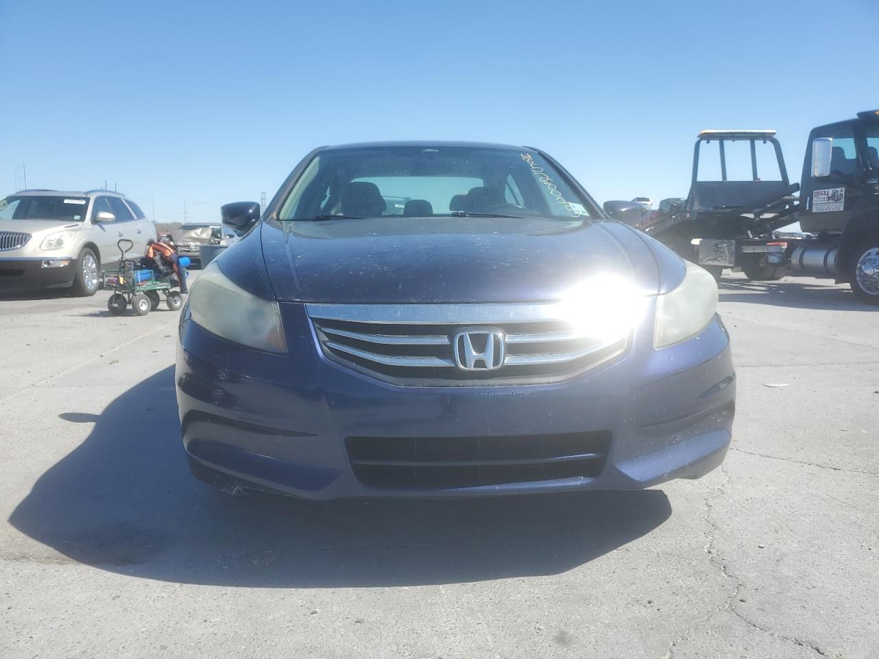 2011 Honda Accord - Image 5