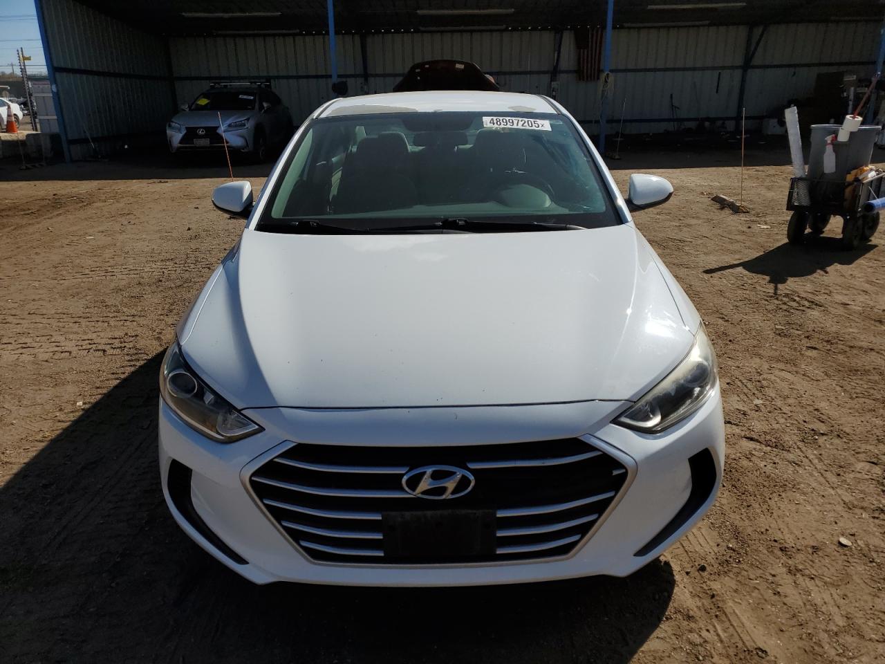 2017 Hyundai Elantra - Image 5