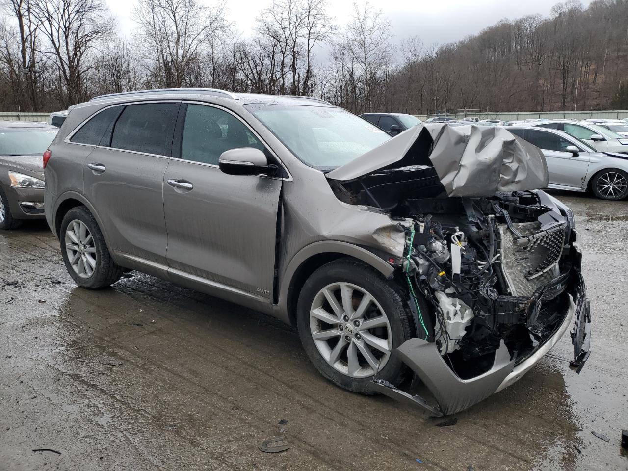 2016 Kia Sorento - Image 4