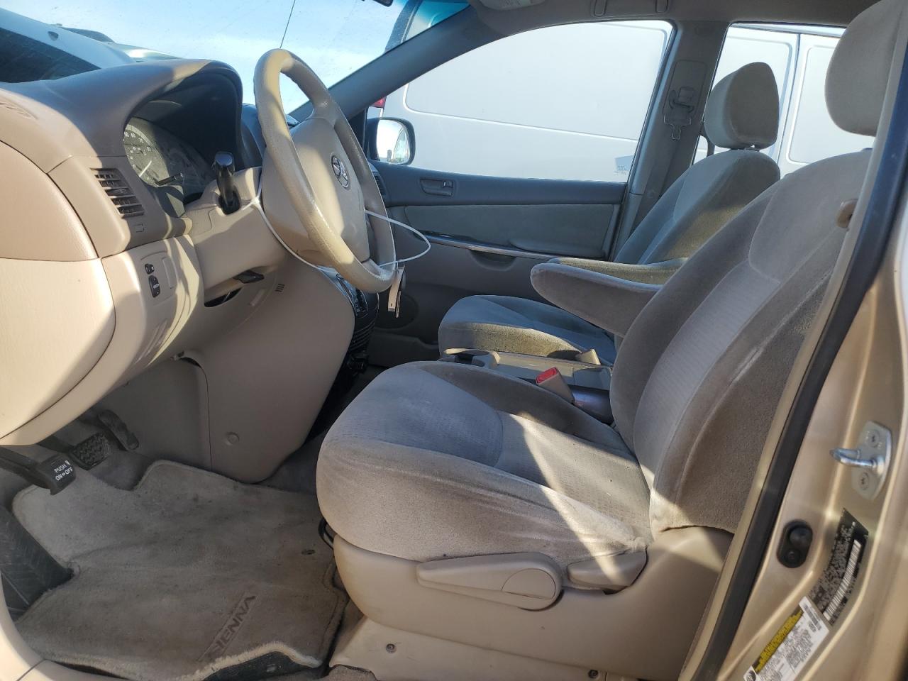 2006 Toyota Sienna - Image 7