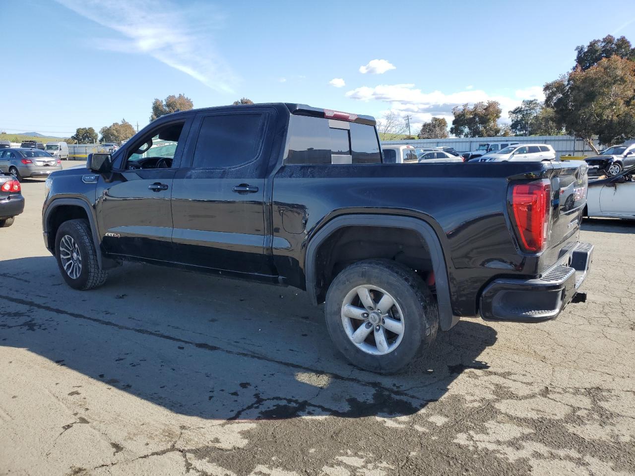 2019 GMC Sierra - Image 2