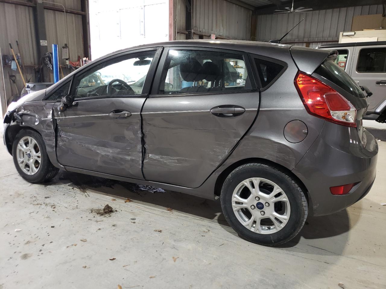2014 Ford Fiesta - Image 2