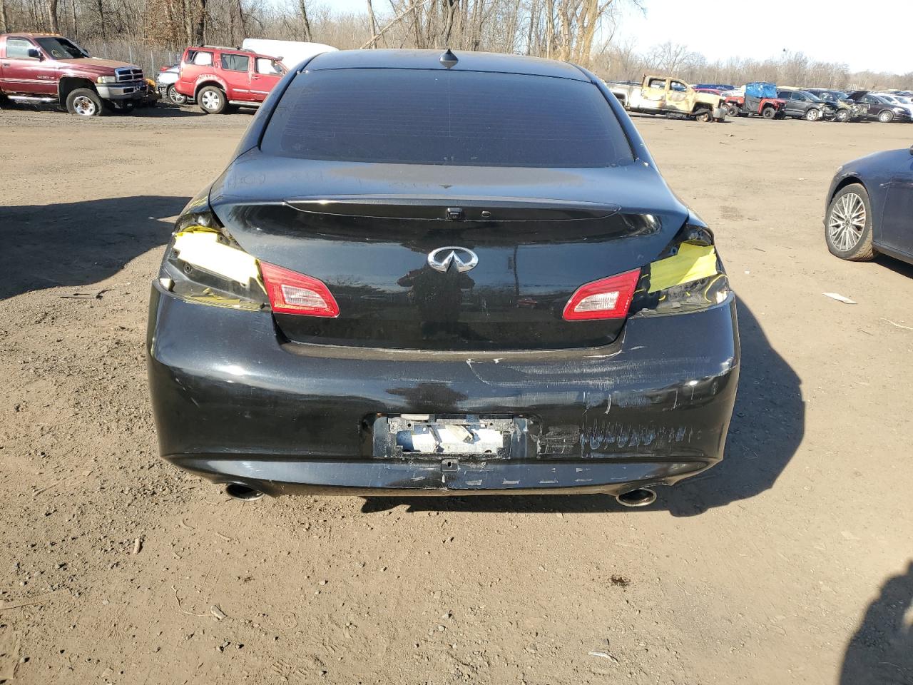 2015 Infiniti Q40 - Image 6