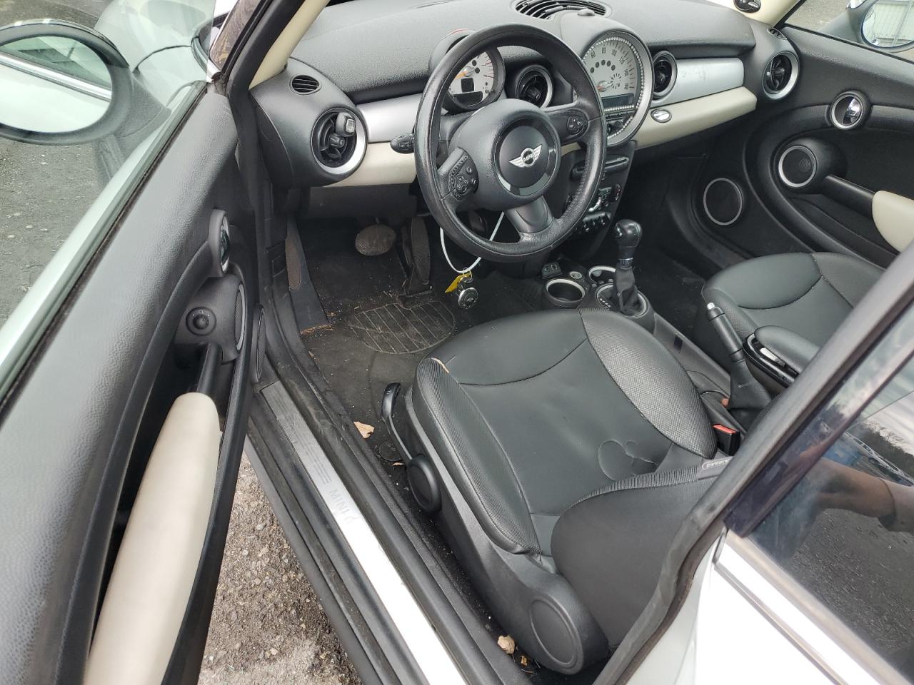 2013 MINI Cooper - Image 8