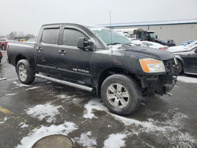 Пикапы NISSAN TITAN 2014 Черный