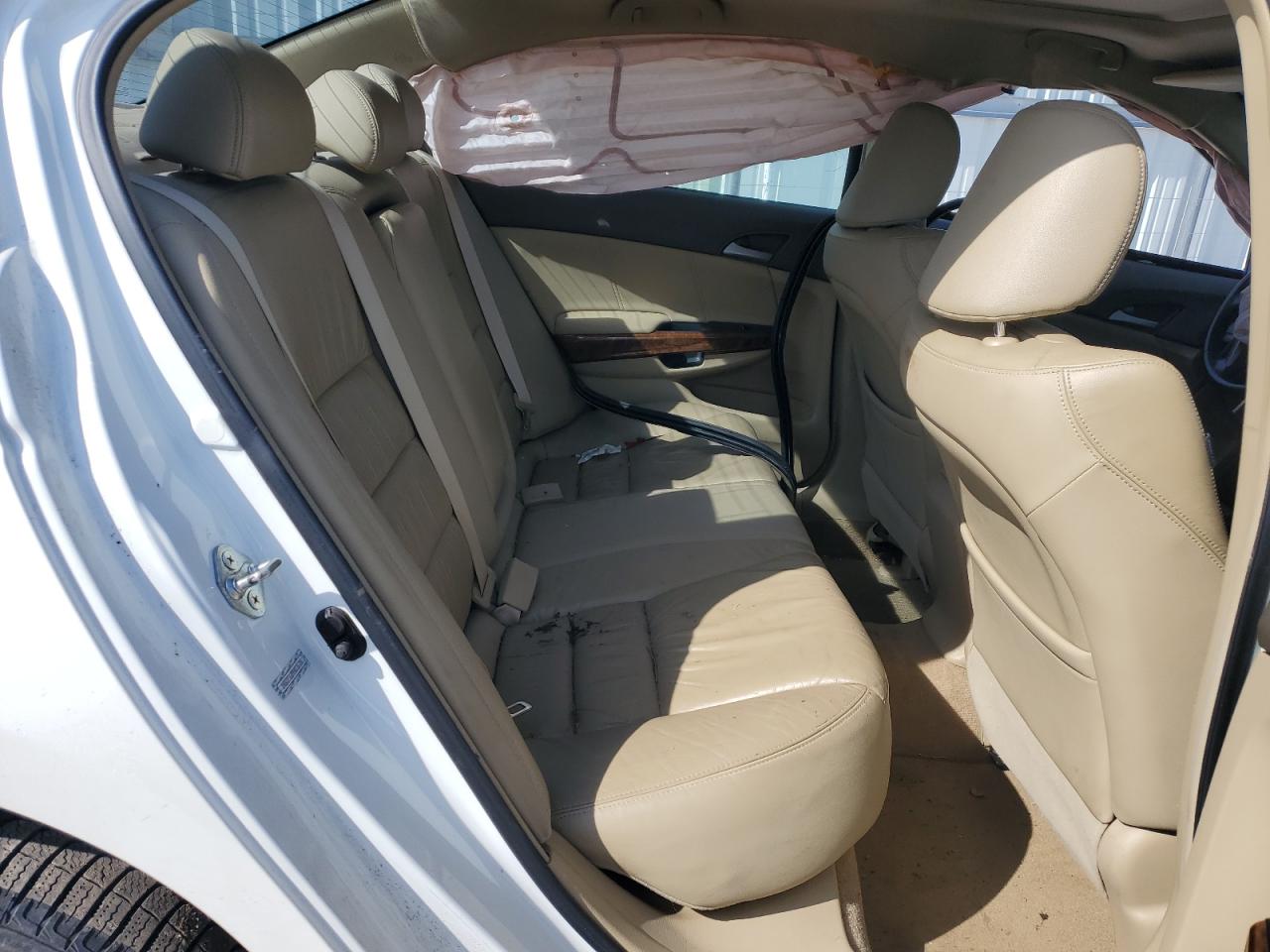 2009 Honda Accord - Image 10
