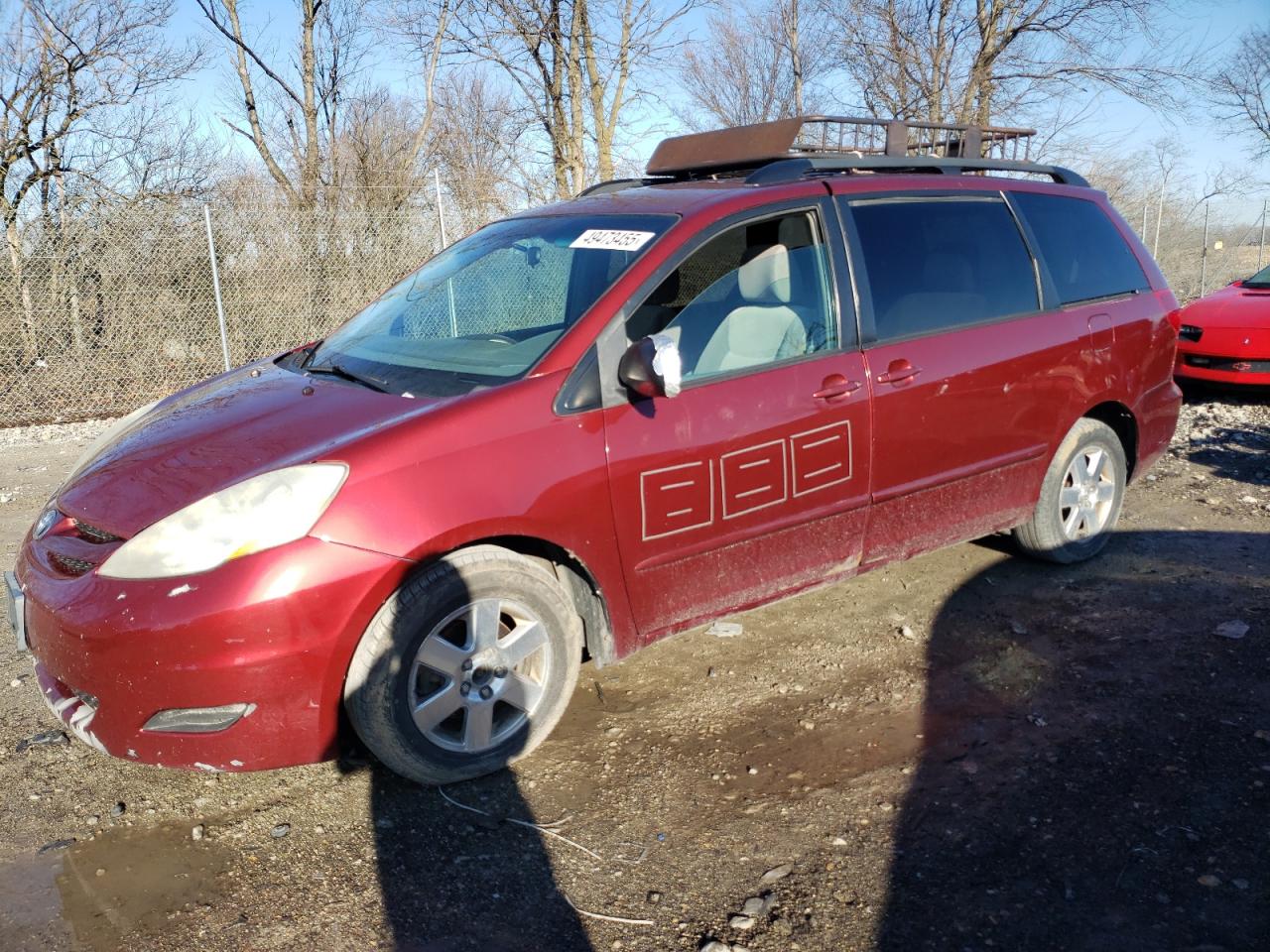 2009 Toyota Sienna - Image 1