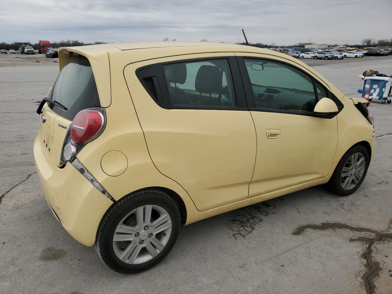 2014 Chevrolet Spark - Image 3