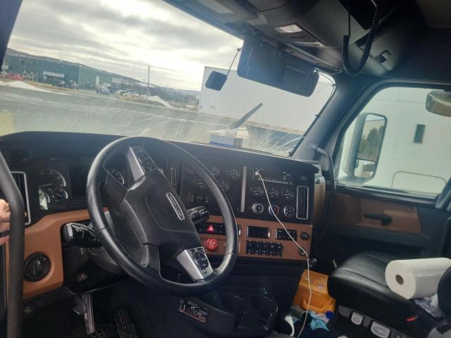 2022 FREIGHTLINER CASCADIA 126   