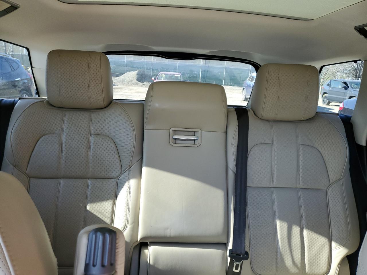 2016 Land Rover Range Rover - Image 10