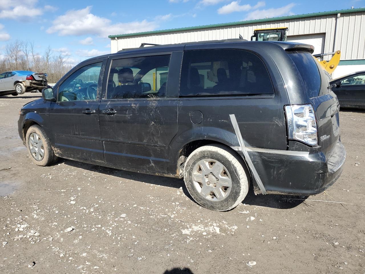 2011 Dodge Caravan - Image 2