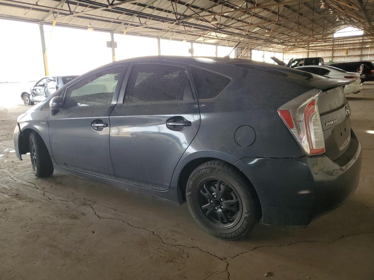 2014 Toyota Prius - Image 2