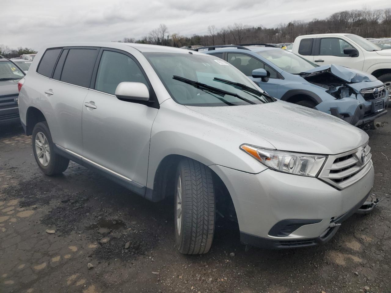 2013 Toyota Highlander - Image 4