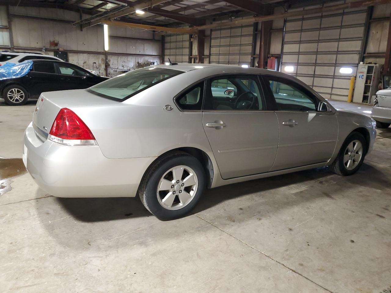 2008 Chevrolet Impala - Image 3