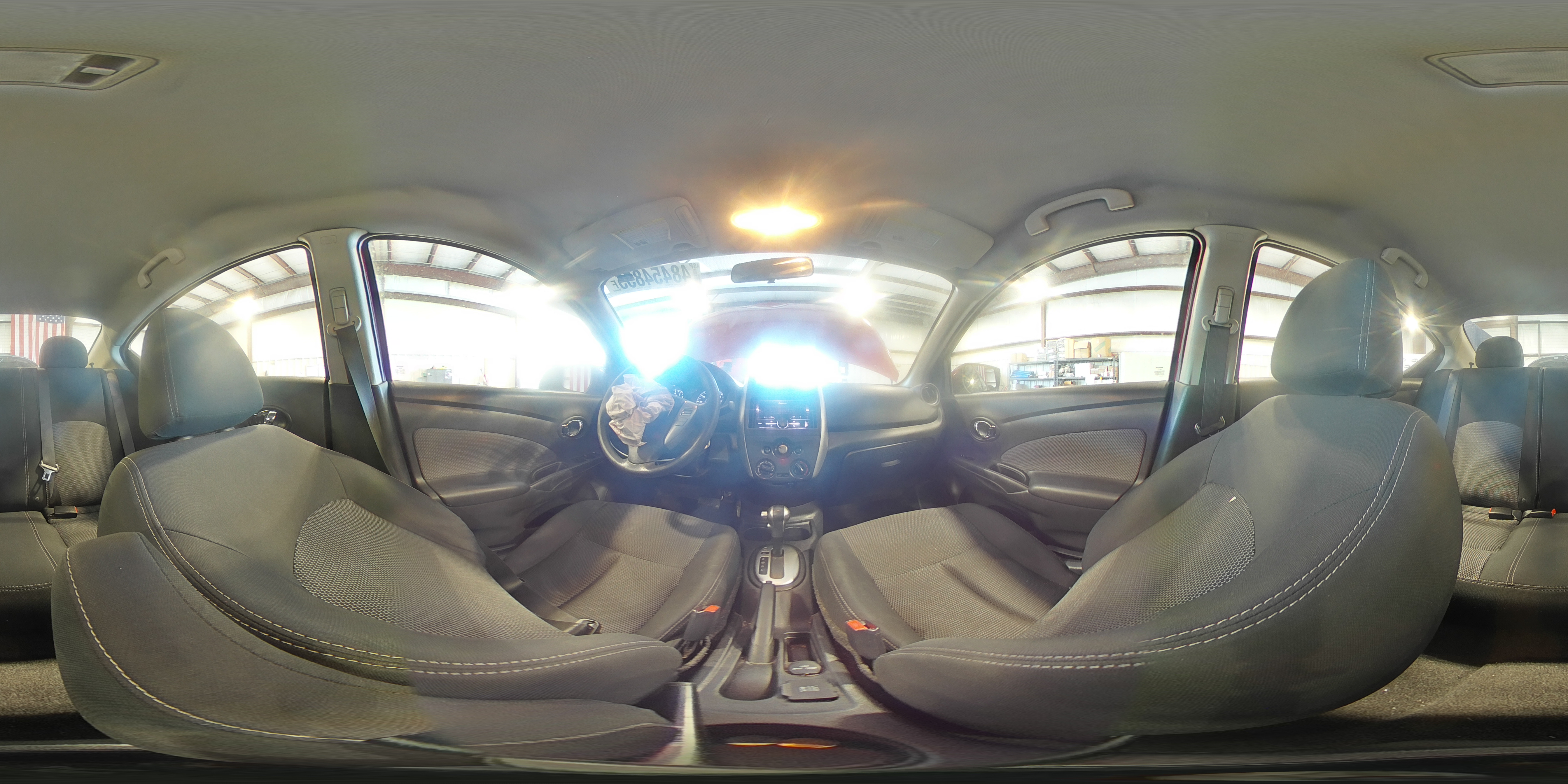 2016 Nissan Versa - Image 12