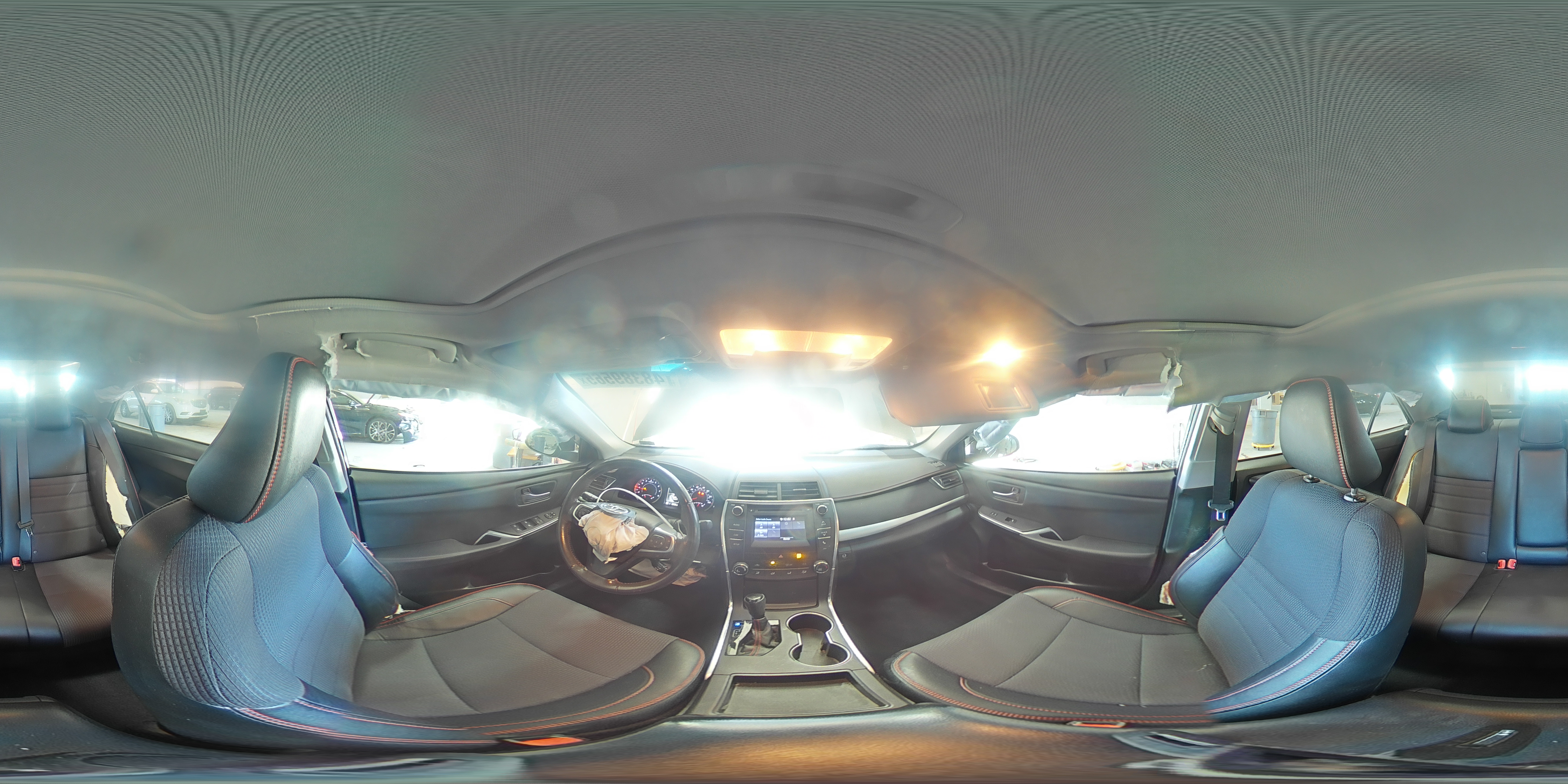 2016 Toyota Camry - Image 12