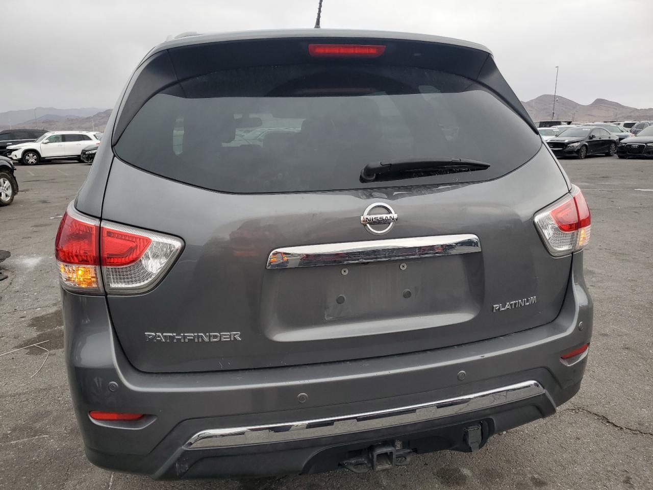 2015 Nissan Pathfinder - Image 6