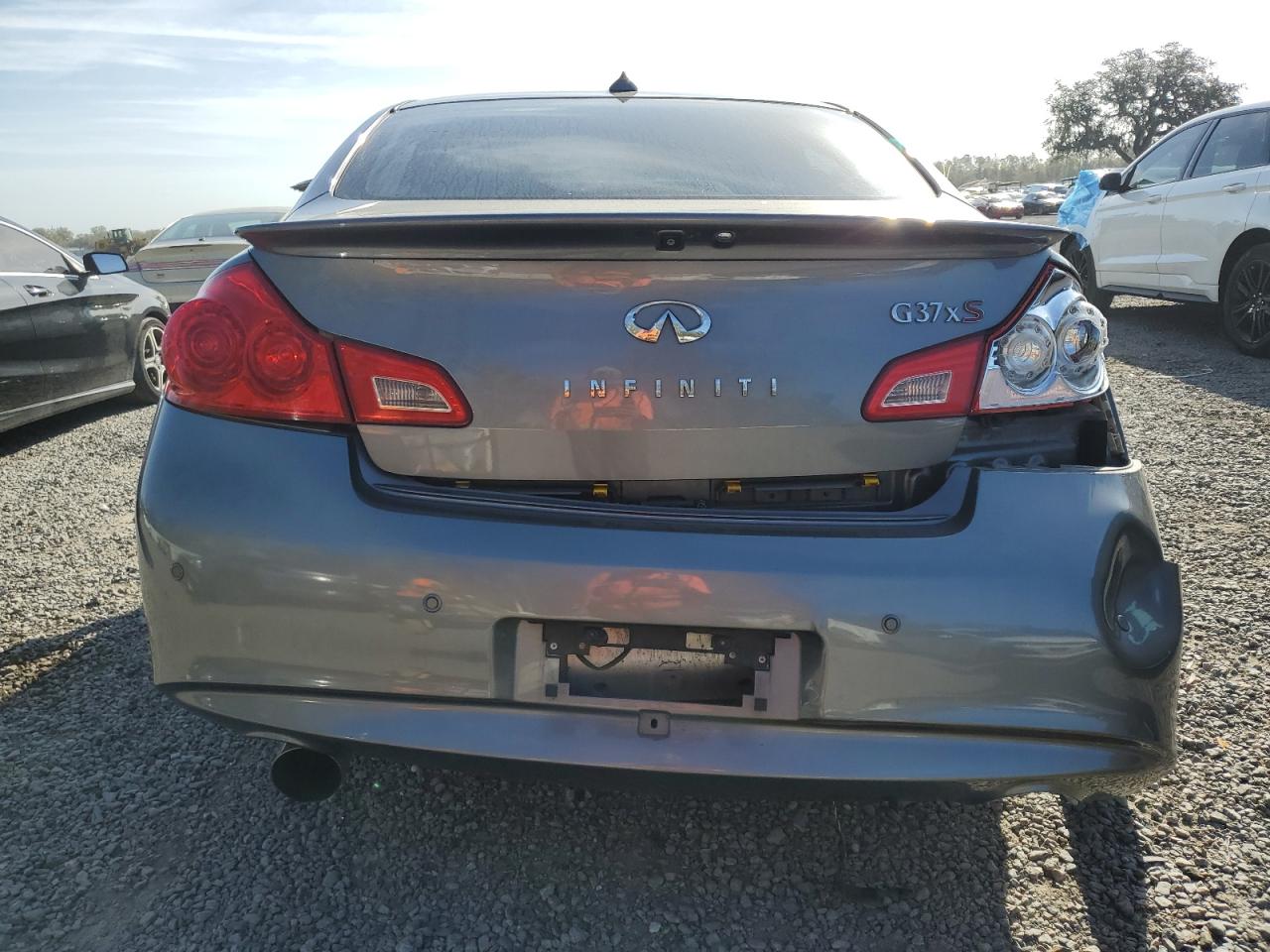 2012 Infiniti G - Image 6