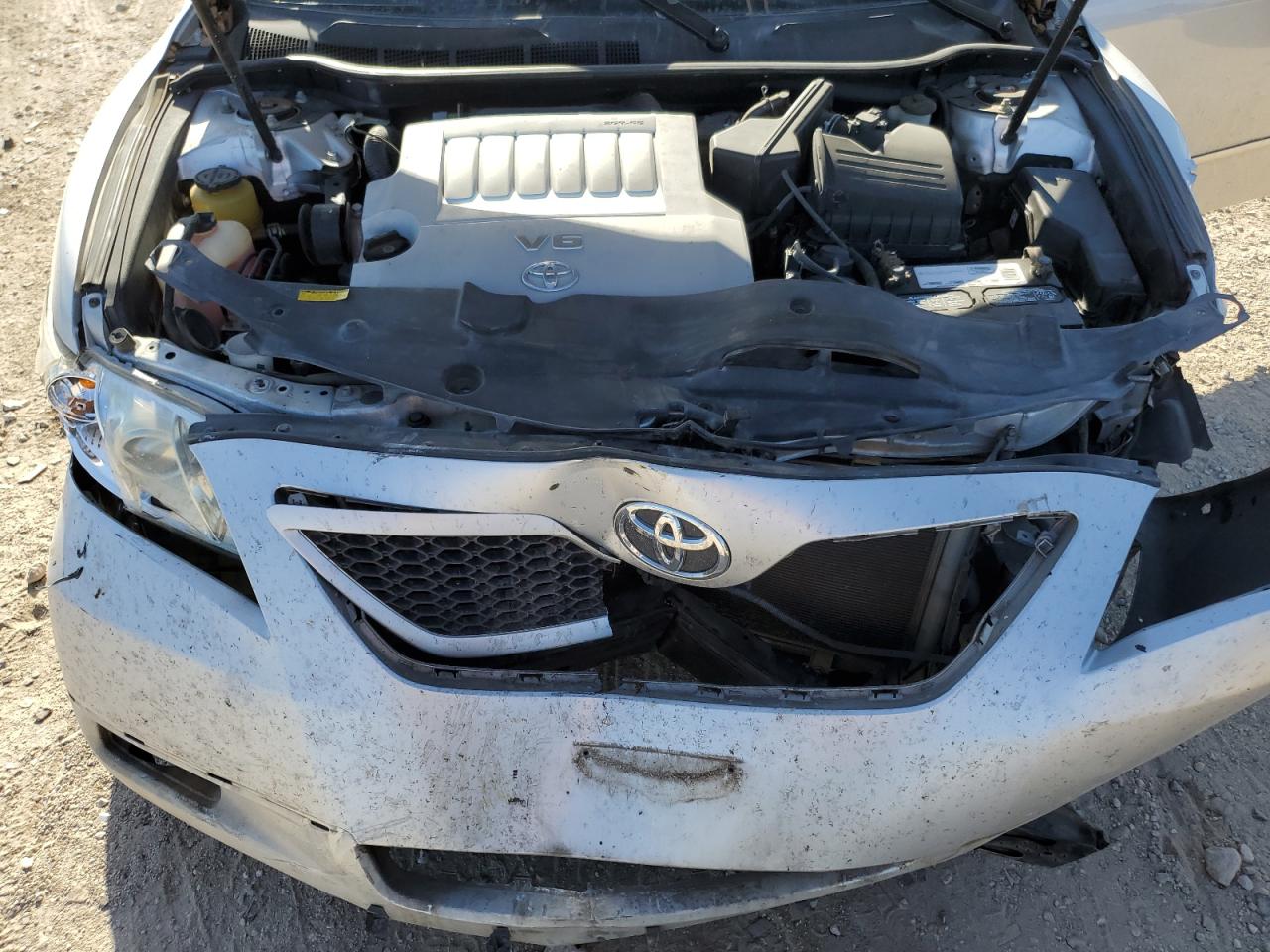 2009 Toyota Camry - Image 12
