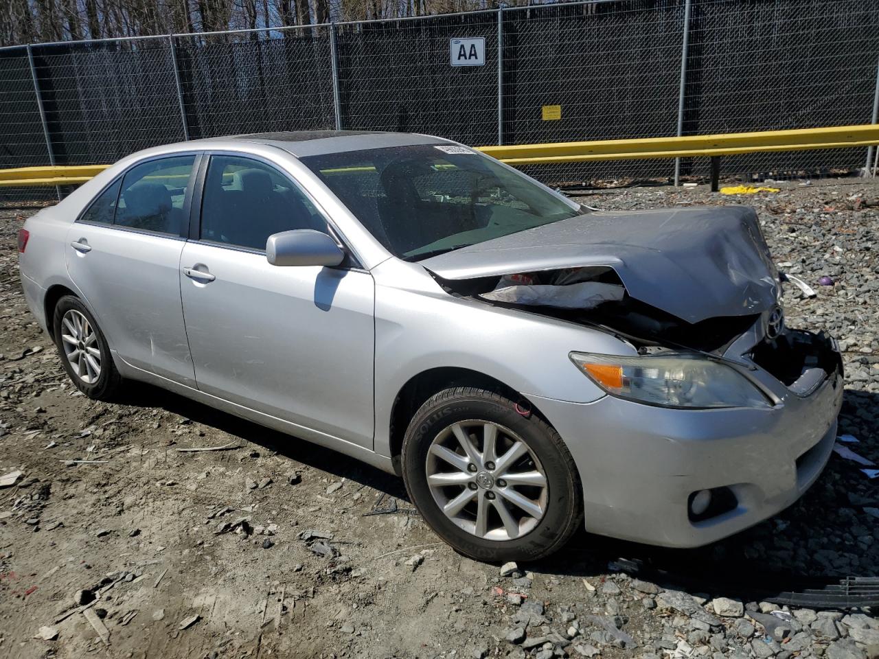 2011 Toyota Camry - Image 4