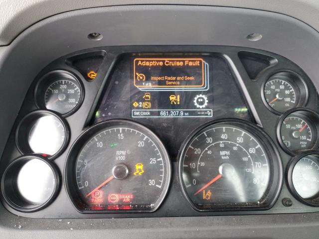 2015 PETERBILT 579 SEMI TRUCK