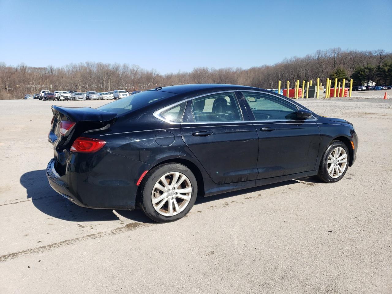 2015 Chrysler 200 - Image 3