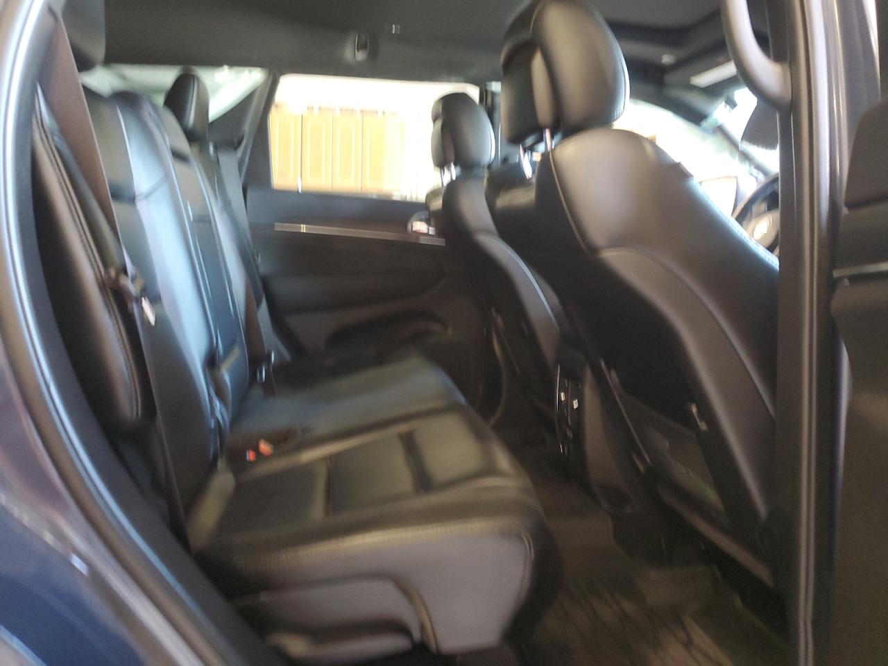 2021 Jeep Grand Cherokee - Image 11