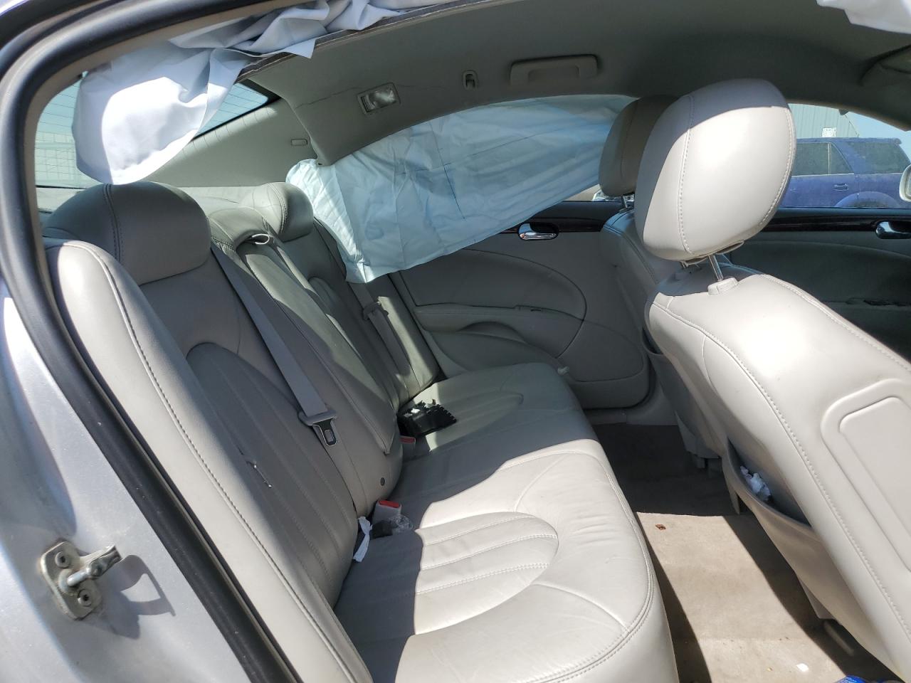 2009 Buick Lucerne - Image 10