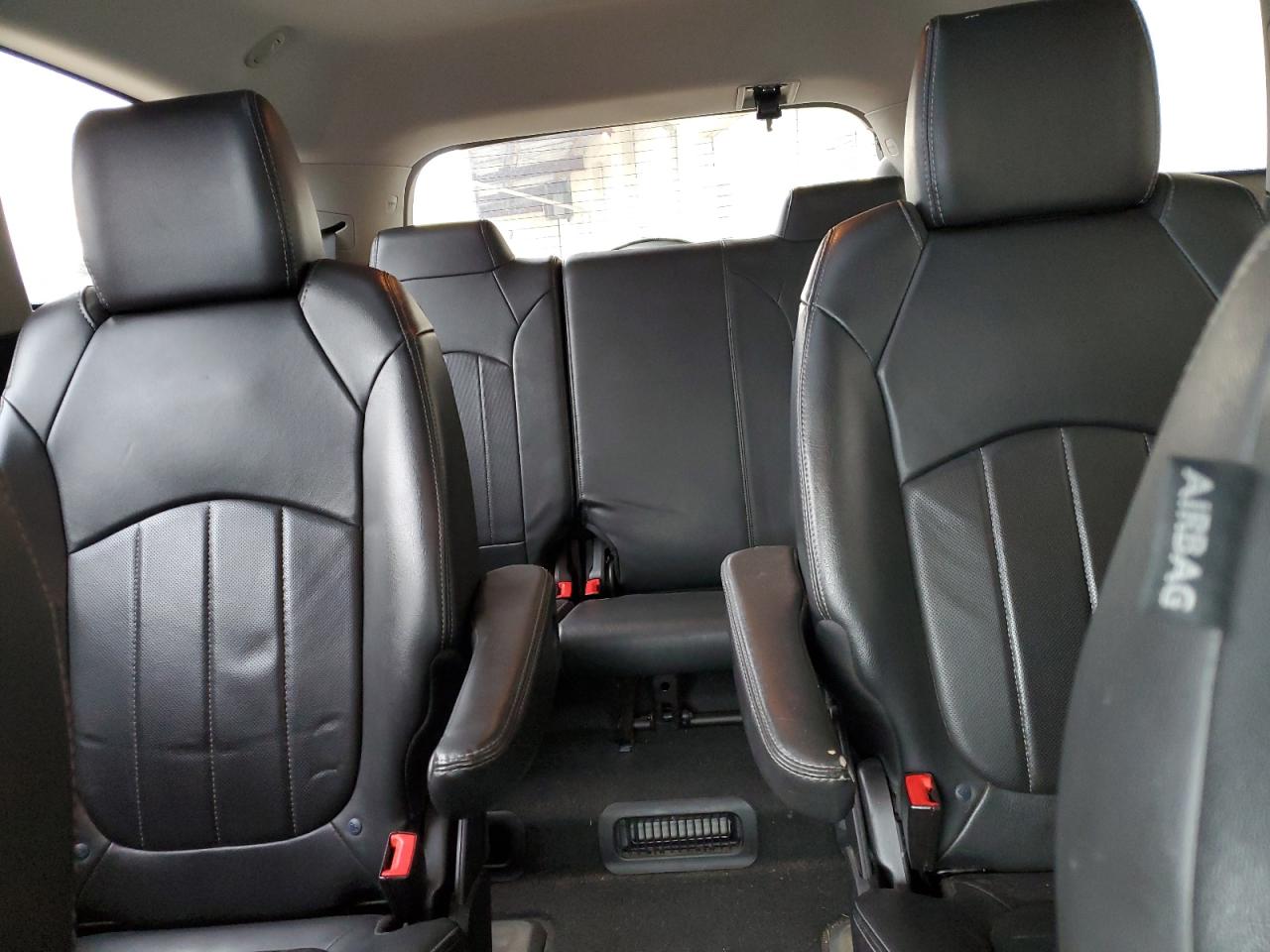 2016 Buick Enclave - Image 10