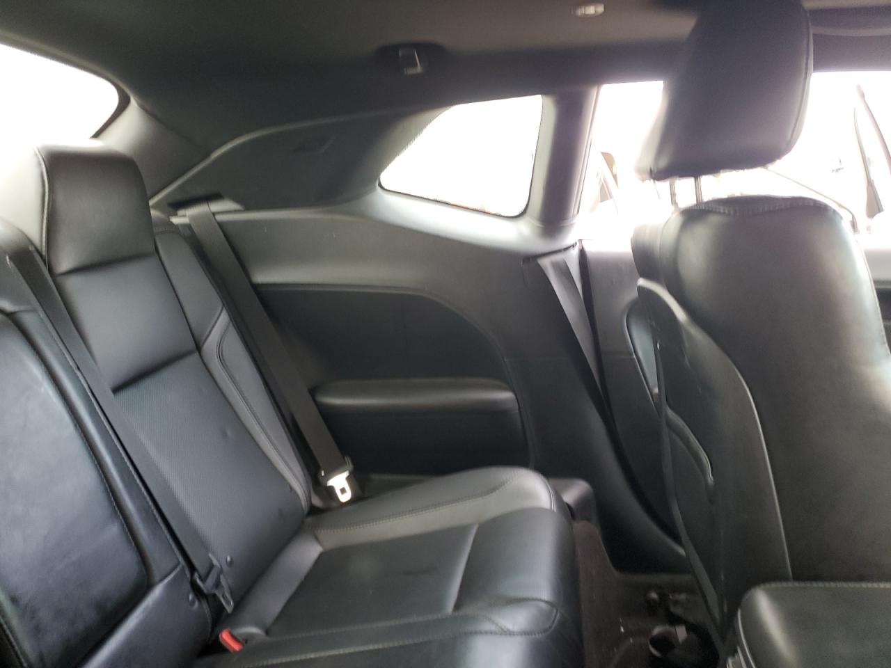 2018 Dodge Challenger - Image 10