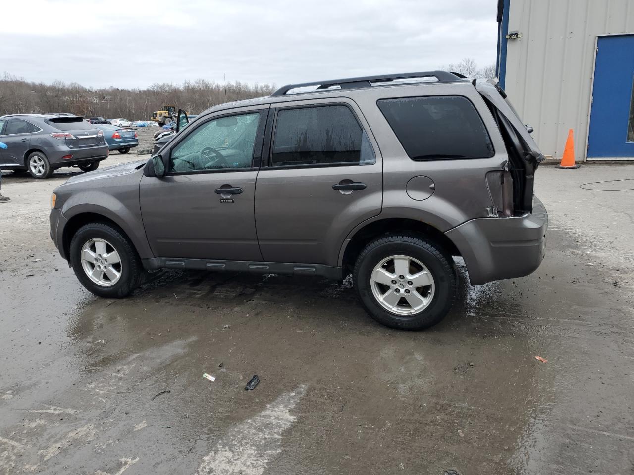 2012 Ford Escape - Image 2
