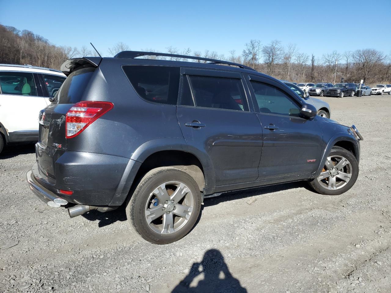 2010 Toyota RAV 4 - Image 3