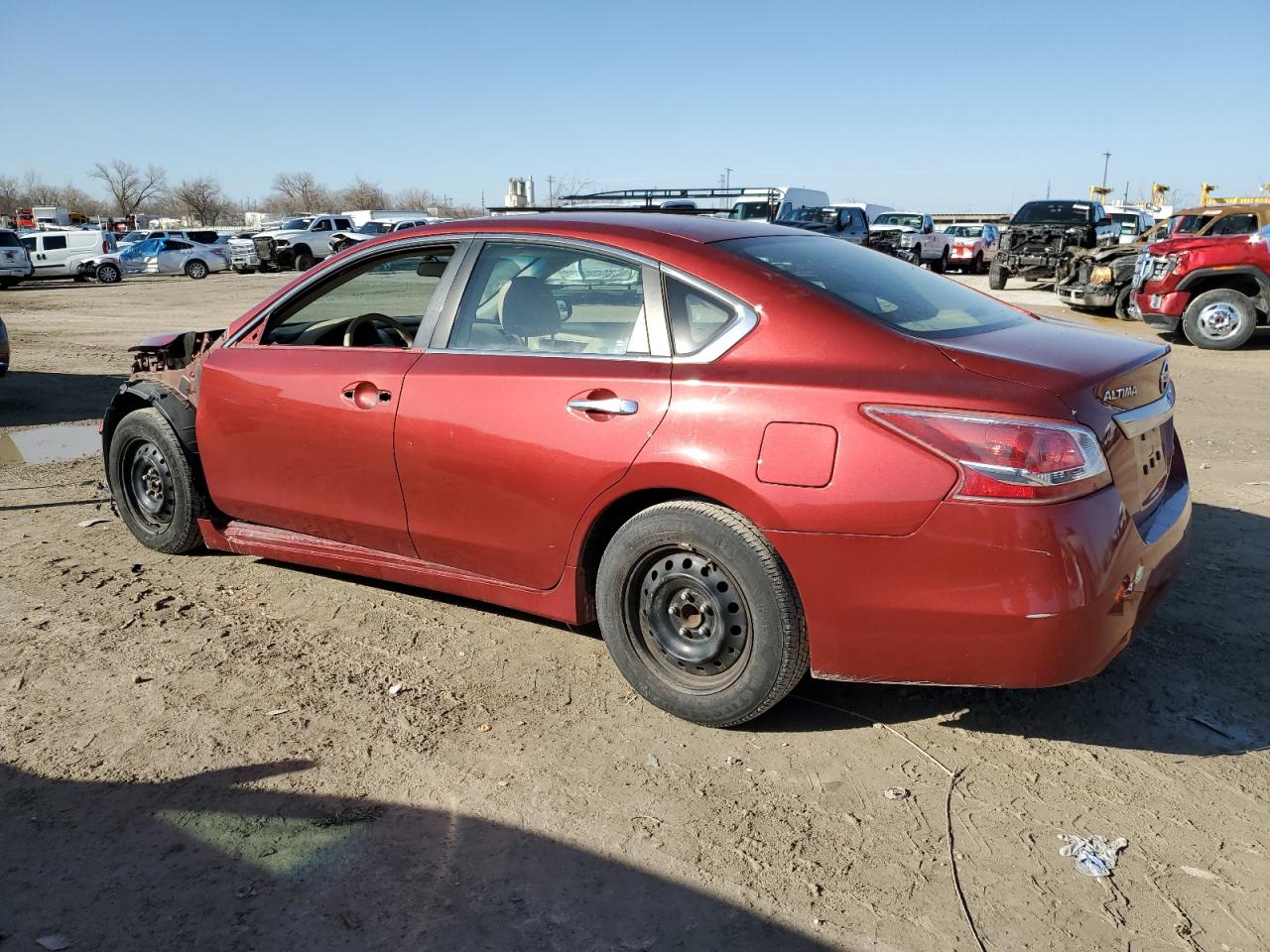 2013 Nissan Altima - Image 2