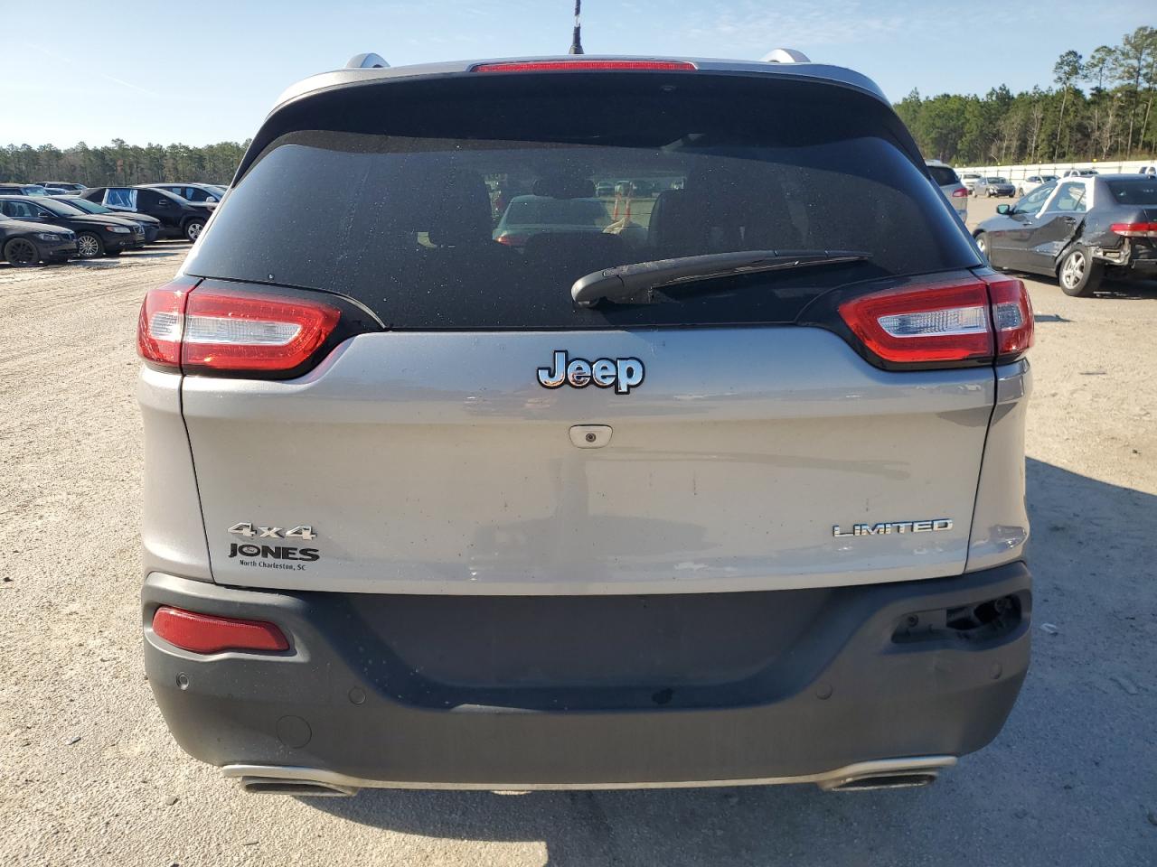 2015 Jeep Grand Cherokee - Image 6