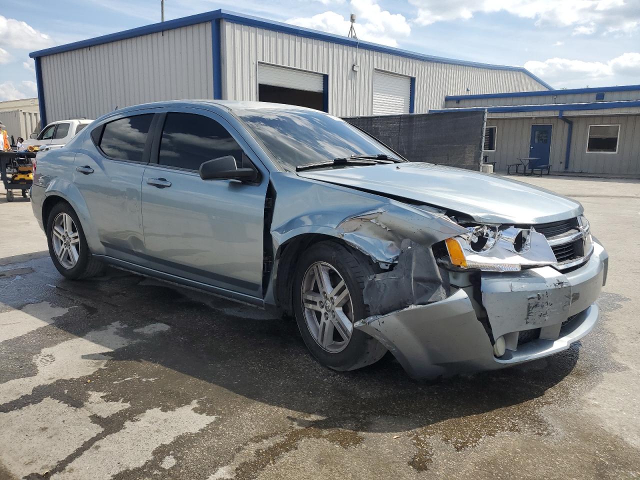 2009 Dodge Avenger - Image 4