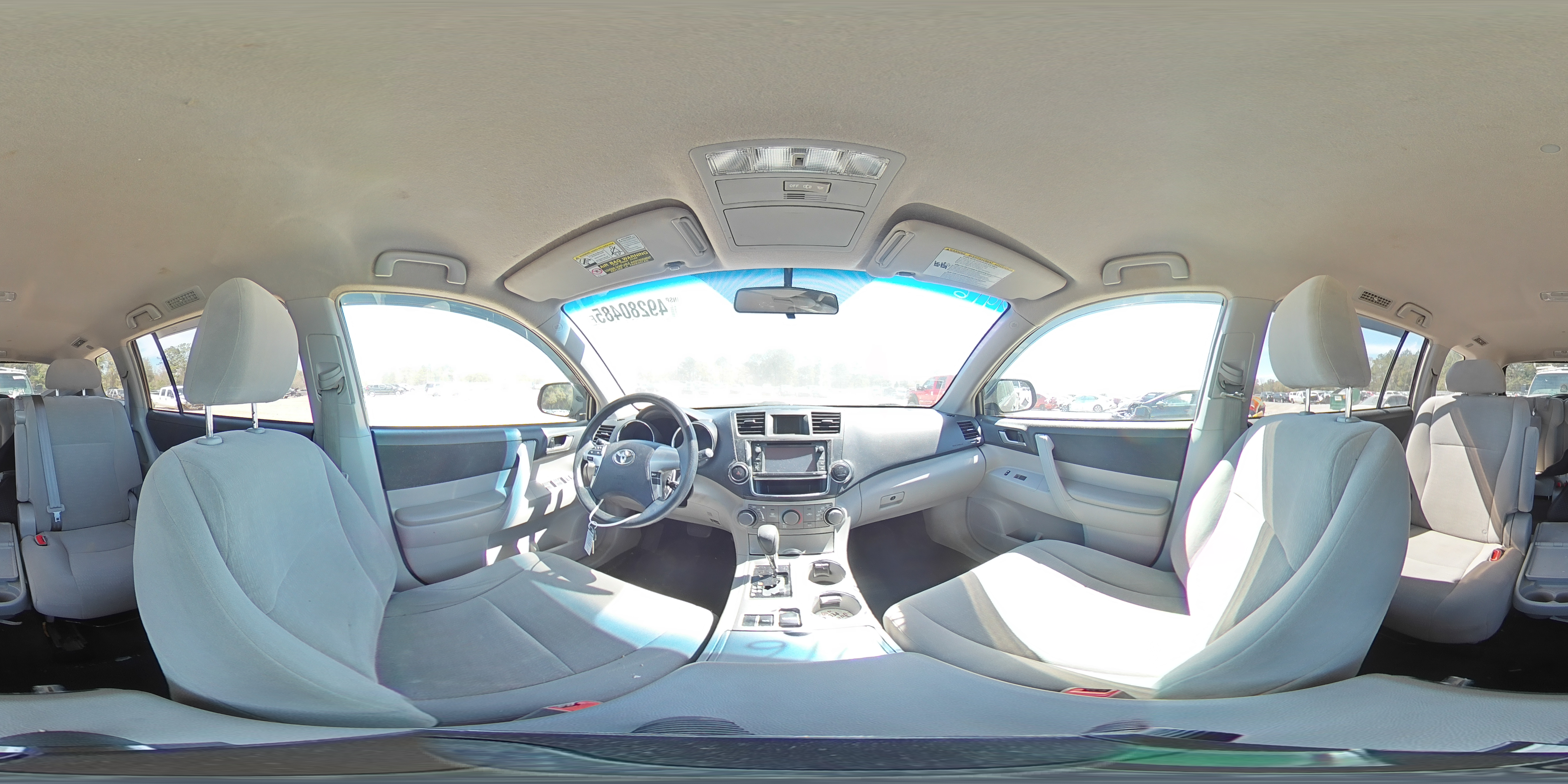 2013 Toyota Highlander - Image 13