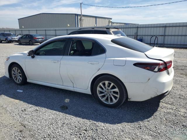  TOYOTA CAMRY 2021 Biały