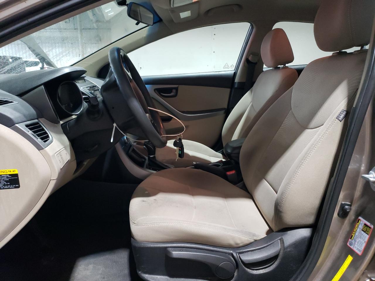 2014 Hyundai Elantra - Image 7