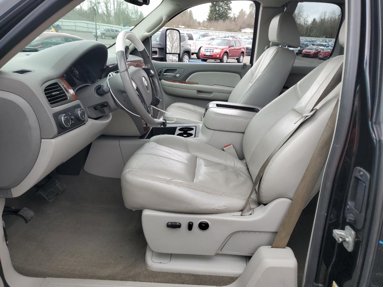 2007 Chevrolet Silverado - Image 7