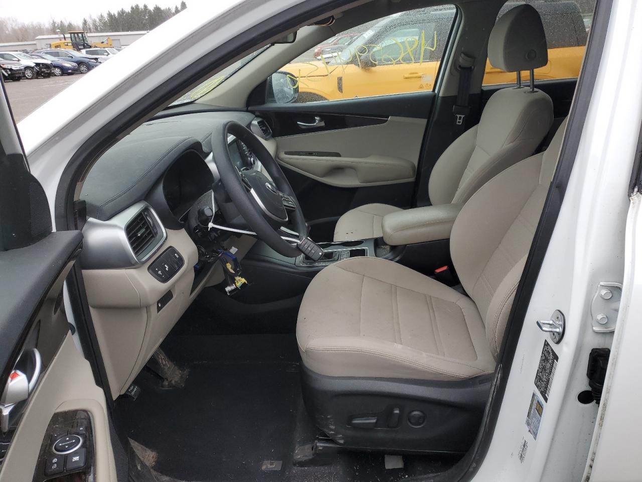 2019 Kia Sorento - Image 7