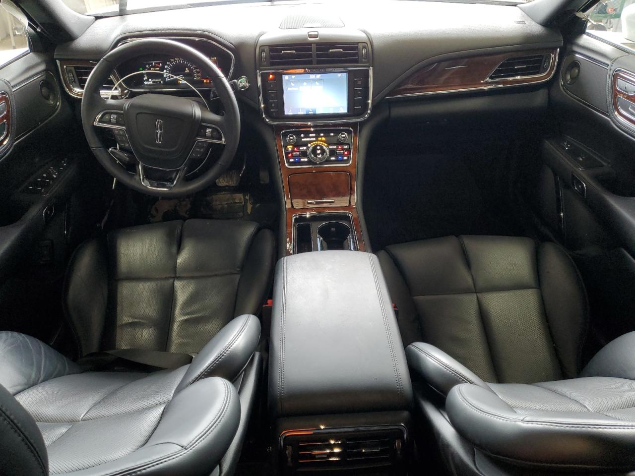 2020 Lincoln Continental - Image 8