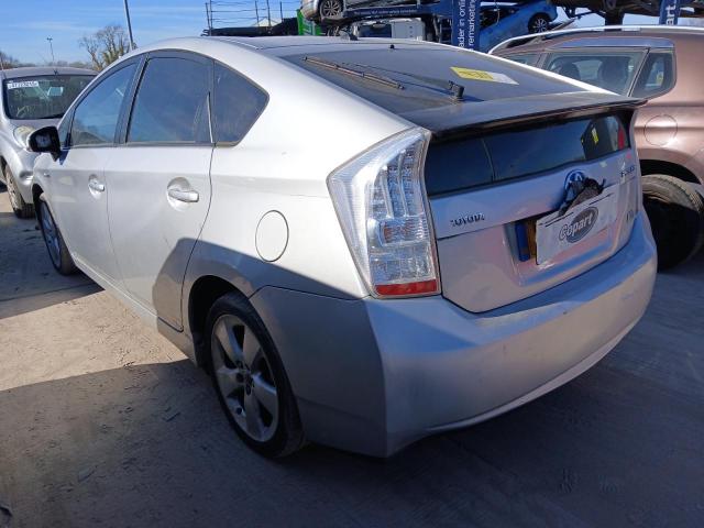 2011 TOYOTA PRIUS T4 V