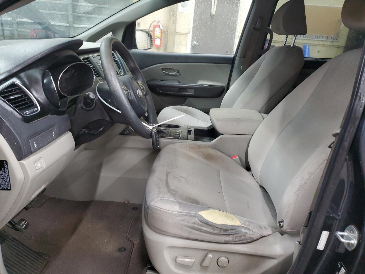 2016 Kia Sedona - Image 7