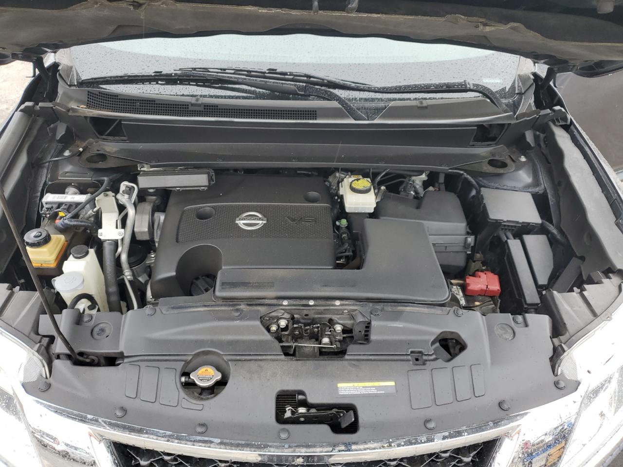 2014 Nissan Pathfinder - Image 14
