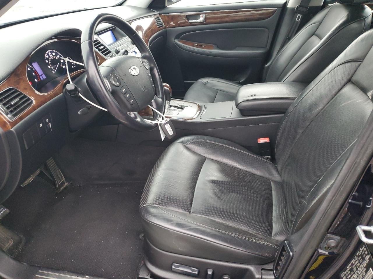 2009 Hyundai Genesis - Image 7