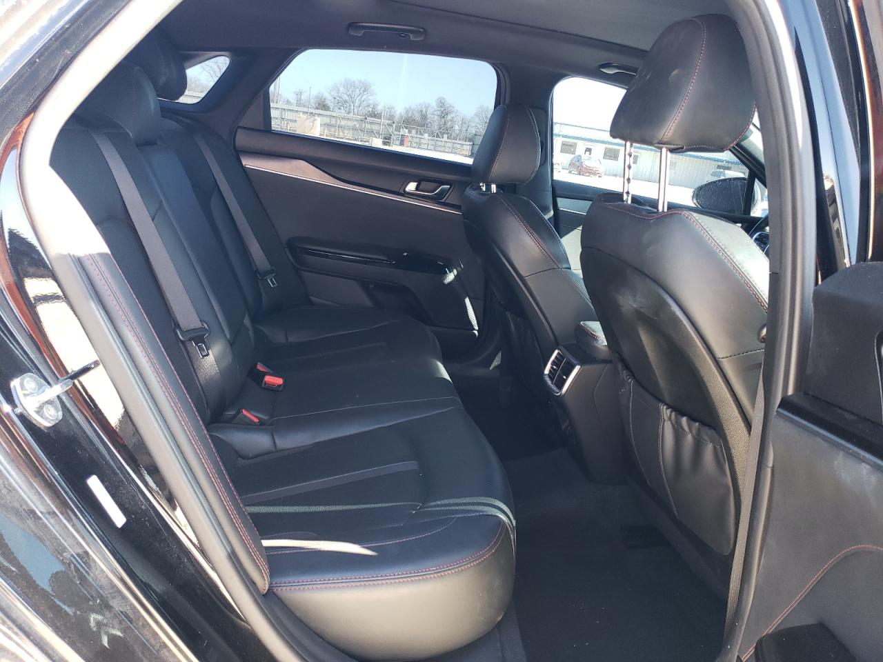 2023 Kia K5 - Image 11